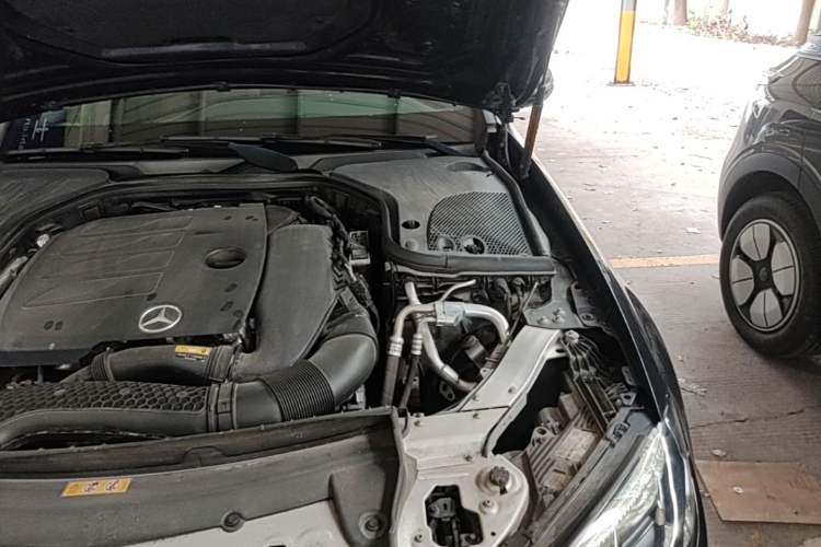 Used Mercedes-Benz E-Class 2022 Revised E 300 L Sporty and Stylish Edition Engine Bay Left