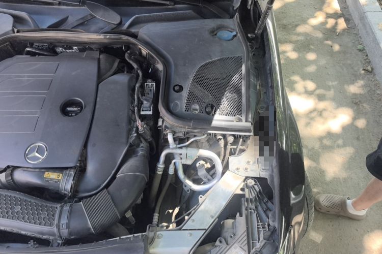 Used Mercedes-Benz E-Class 2022 Revised Version E 300 L Fashion Edition Engine Bay Left