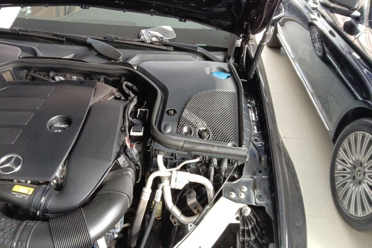 Used Mercedes-Benz E-Class 2022 Second Facelift E 300 L Luxury Edition Engine Bay Left