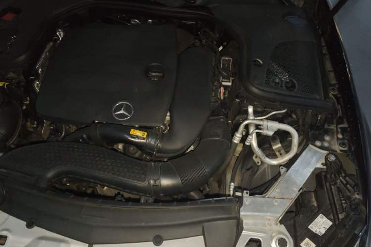 Used Mercedes-Benz E-Class 2022 E 300 L Premium Edition Engine Bay Left