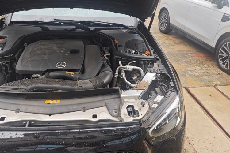 Used Mercedes-Benz E-Class 2022 Revised Version E 300 L Sport Luxury Edition Engine Bay Left