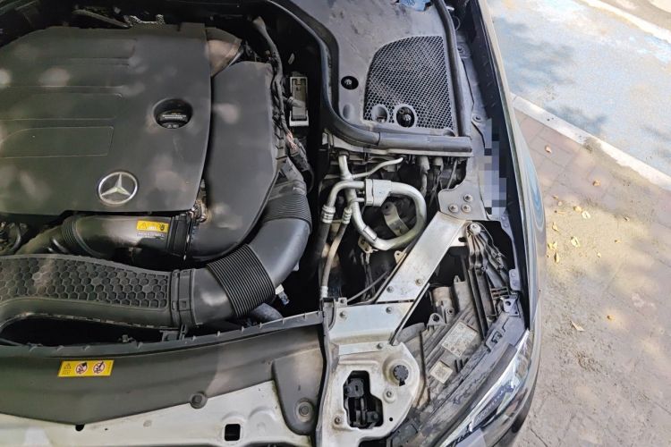 Used Mercedes-Benz E-Class 2022 Revised Version E 300 L Fashion Edition Engine Bay Left