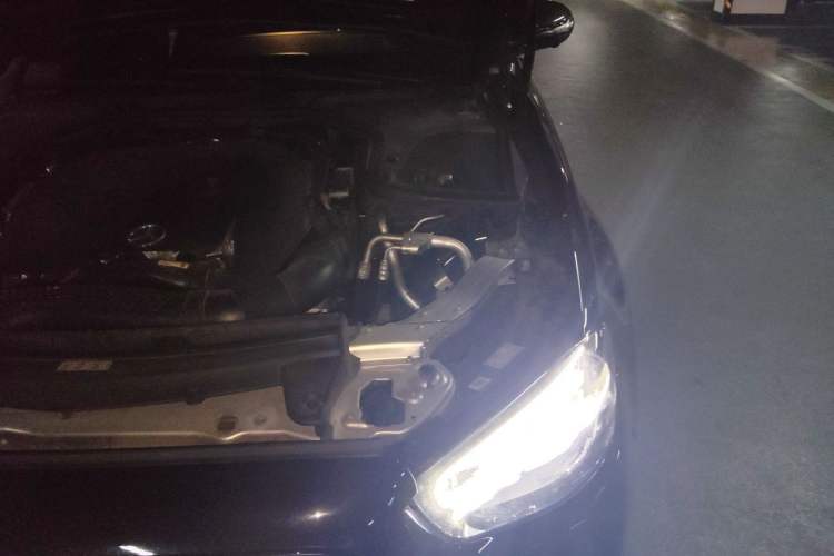 Used Mercedes-Benz E-Class 2022 Revised E 300 L Sport Luxury Edition Engine Bay Left