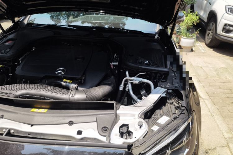 Used Mercedes-Benz E-Class 2022 Updated E 300 L Luxury Edition Engine Bay Left