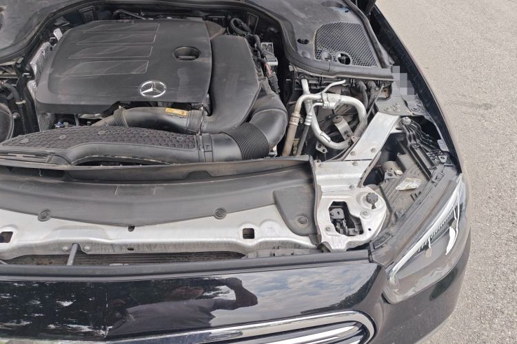 Used Mercedes-Benz E-Class 2022 Updated E 300 L Luxury Edition Engine Bay Left
