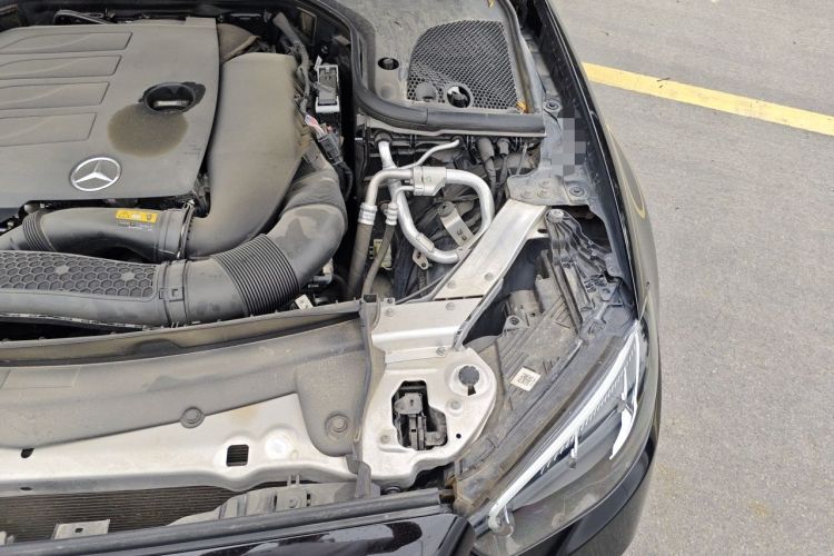 Used Mercedes-Benz E-Class 2022 E 260 L Engine Bay Left