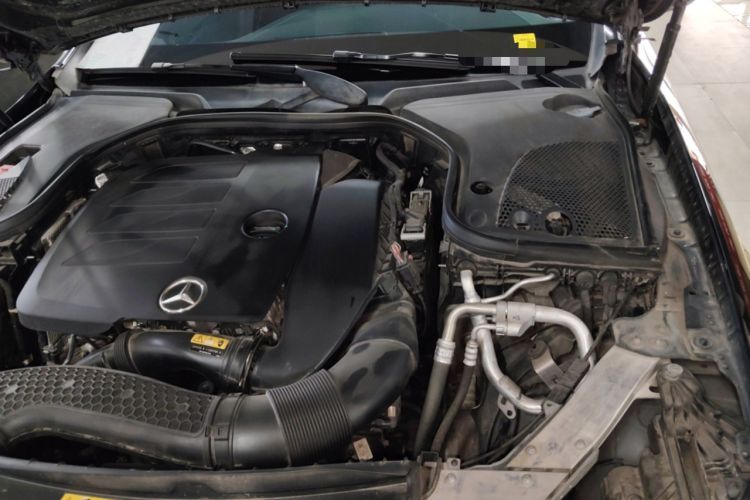 Used Mercedes-Benz E-Class 2022 E 260 L Engine Bay Left