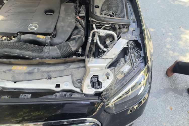 Used Mercedes-Benz E-Class 2022 E 260 L Engine Bay Left