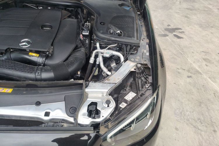 Used Mercedes-Benz E-Class 2022 Revised Version E 300 L Fashion Edition Engine Bay Left