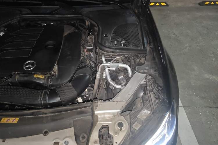 Used Mercedes-Benz E-Class 2022 Second Facelift E 260 L Engine Bay Left