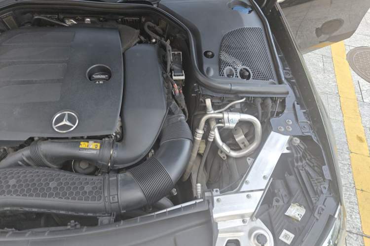 Used Mercedes-Benz E-Class 2022 E 300 L Luxury Model Engine Bay Left