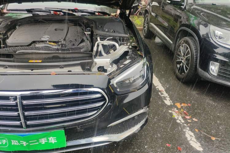 Used Mercedes-Benz E-Class 2022 Updated E 300 L Stylish Edition Engine Bay Left