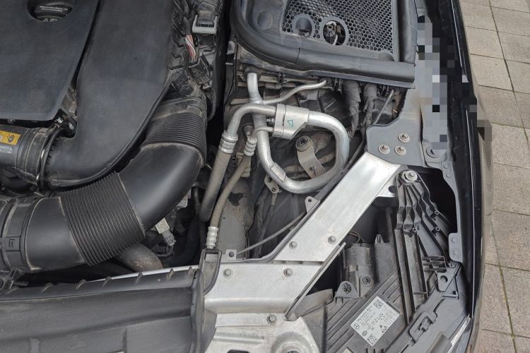 Used Mercedes-Benz E-Class 2022 Second Facelift E 300 L Sport Luxury Edition Engine Bay Left