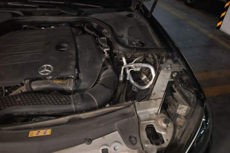 Used Mercedes-Benz E-Class 2022 Second Facelift E 300 L Sport Luxury Edition Engine Bay Left