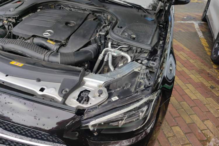 Used Mercedes-Benz E-Class 2022 E 260 L Sport Edition Engine Bay Left