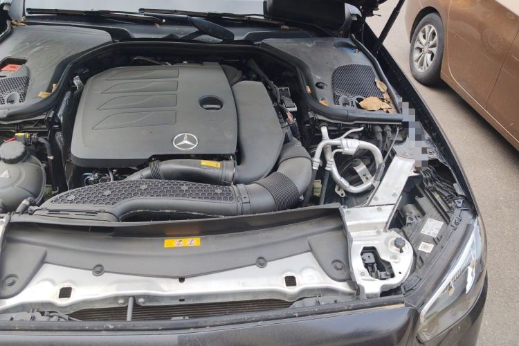 Used Mercedes-Benz E-Class 2022 Revised Version E 300 L Fashion Edition Engine Bay Left
