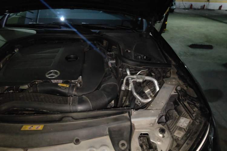 Used Mercedes-Benz E-Class 2022 Revised Version E 300 L Fashion Edition Engine Bay Left