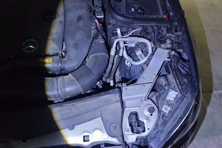 Used Mercedes-Benz E-Class 2022 E 300 L Stylish Model Engine Bay Left