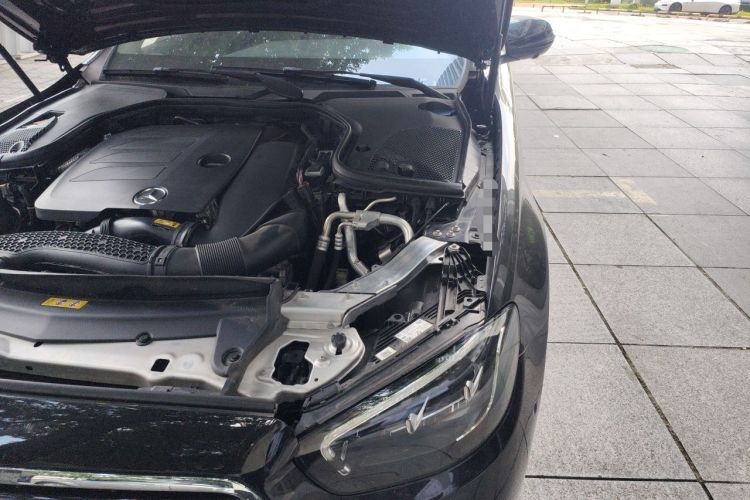 Used Mercedes-Benz E-Class 2022 Second Facelift E 300 L Fashion Edition Engine Bay Left