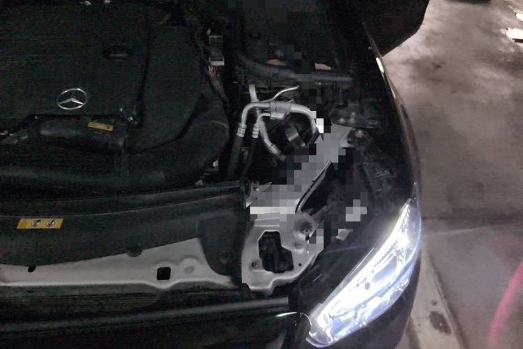 Used Mercedes-Benz E-Class 2022 E 300 L Luxury Model Engine Bay Left
