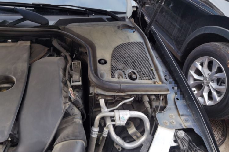 Used Mercedes-Benz E-Class 2022 Revised E 300 L Sport Luxury Edition Engine Bay Left