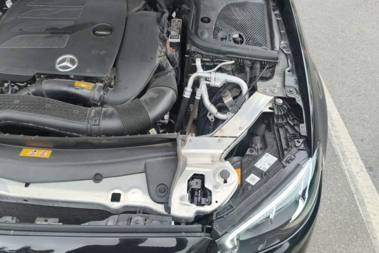 Used Mercedes-Benz E-Class 2022 Revised E 300 L Sport Luxury Edition Engine Bay Left
