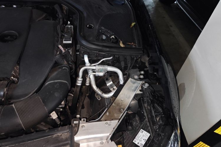 Used Mercedes-Benz E-Class 2022 Second Facelift E 260 L Engine Bay Left