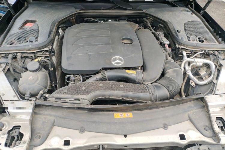 Used Mercedes-Benz E-Class 2022 E 300 L Luxury Model Engine Bay