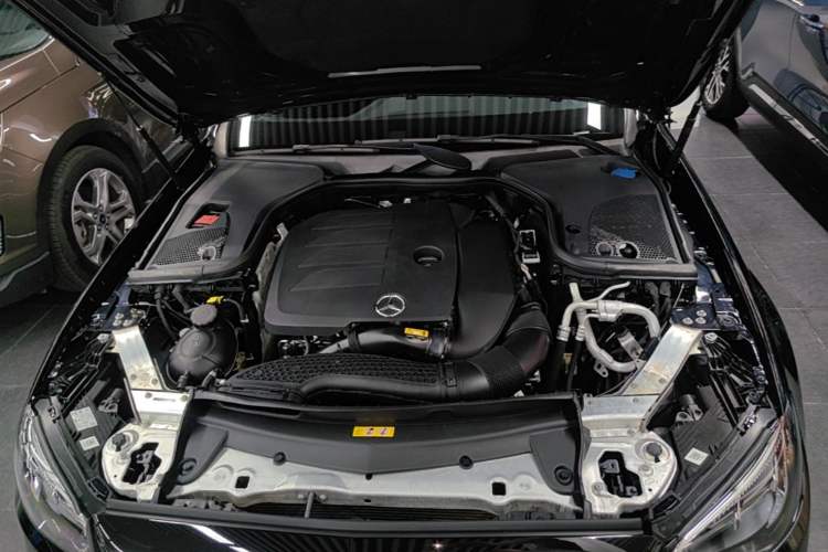 Used Mercedes-Benz E-Class 2022 Second Facelift E 300 L Luxury Edition Engine Bay
