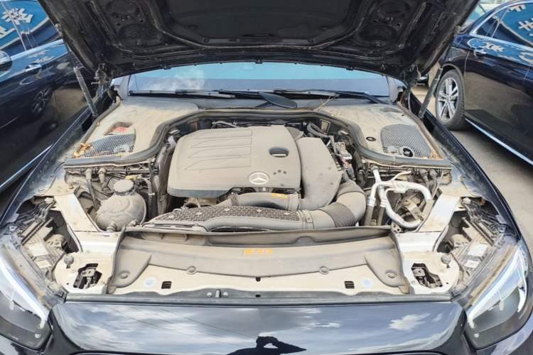 Used Mercedes-Benz E-Class 2022 Revised Version E 300 L Sporty and Stylish Edition Engine Bay