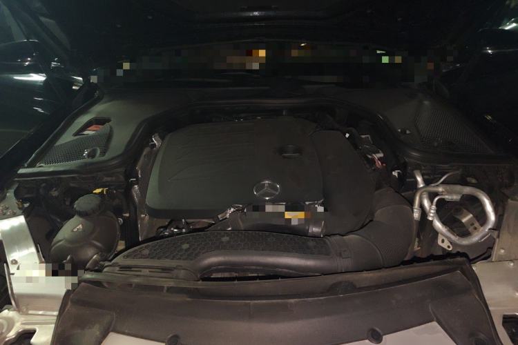 Used Mercedes-Benz E-Class 2022 E 260 L Engine Bay