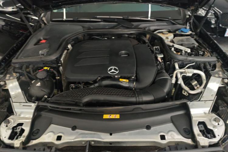 Used Mercedes-Benz E-Class 2022 Revised Version E 300 L Fashion Edition Engine Bay