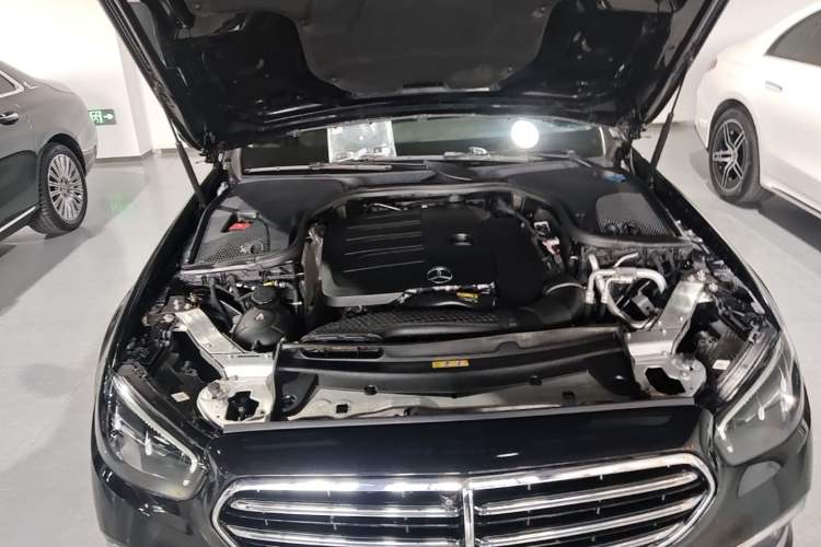 Used Mercedes-Benz E-Class 2022 Updated E 300 L Stylish Edition Engine Bay Right