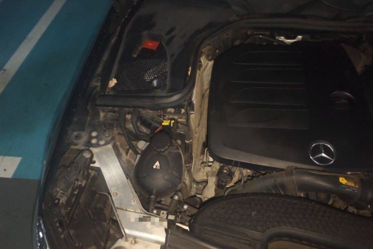 Used Mercedes-Benz E-Class 2022 E 260 L Engine Bay Right