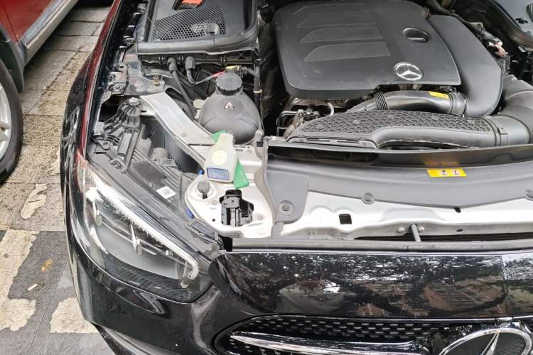 Used Mercedes-Benz E-Class 2022 E 300 L Sport Luxury Edition Engine Bay Right