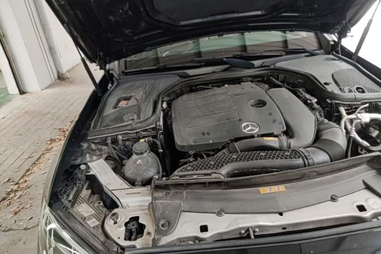 Used Mercedes-Benz E-Class 2022 Revised E 300 L Sporty and Stylish Edition Engine Bay Right