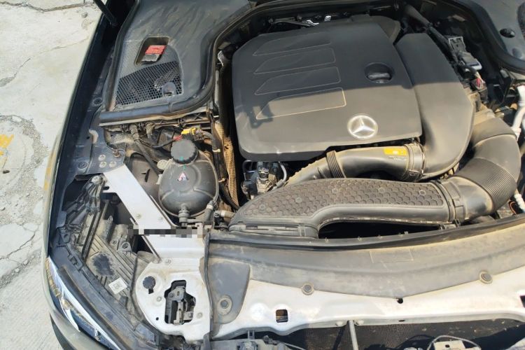 Used Mercedes-Benz E-Class 2022 Updated E 300 L Luxury Edition Engine Bay Right