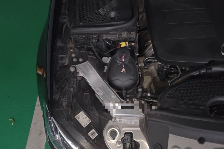 Used Mercedes-Benz E-Class 2022 E 300 Stylish Sports Edition Engine Bay Right