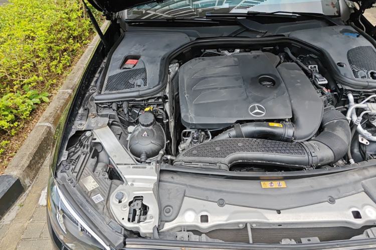 Used Mercedes-Benz E-Class 2022 E 260 Stylish Sports Edition Engine Bay Right