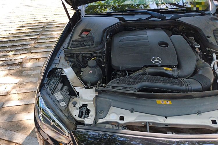 Used Mercedes-Benz E-Class 2022 Revised Version E 300 L Luxury Edition Engine Bay Right