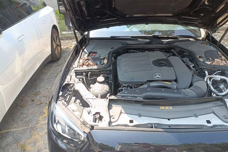 Used Mercedes-Benz E-Class 2022 Revised E 300 L Sporty and Stylish Edition Engine Bay Right