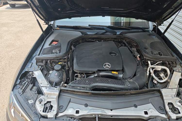 Used Mercedes-Benz E-Class 2022 E 300 L Stylish Model Engine Bay Right