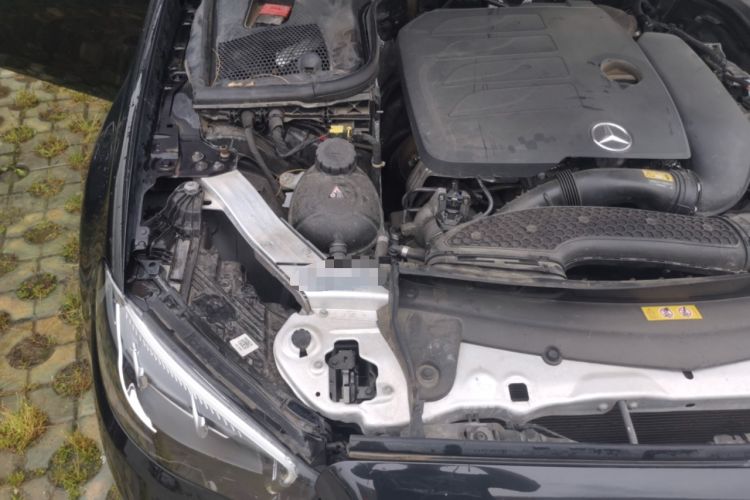 Used Mercedes-Benz E-Class 2022 Second Facelift E 300 L Luxury Edition Engine Bay Right