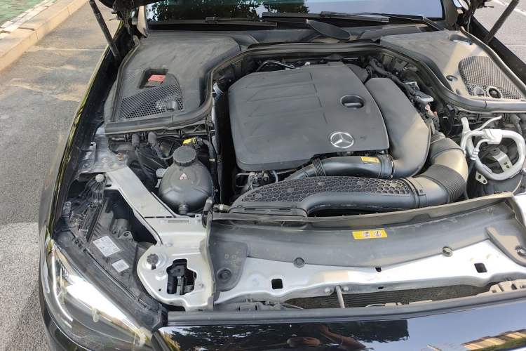 Used Mercedes-Benz E-Class 2022 Updated E 300 L Stylish Edition Engine Bay Right