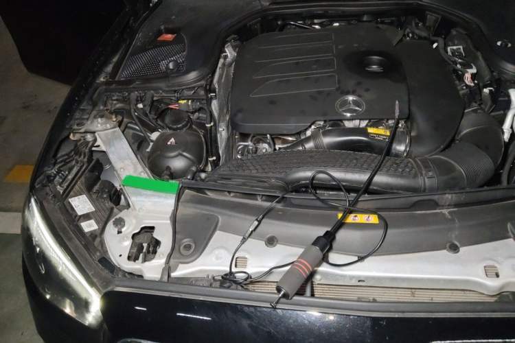Used Mercedes-Benz E-Class 2022 Revised Version E 300 L Fashion Edition Engine Bay Right