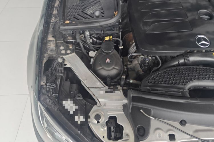 Used Mercedes-Benz E-Class 2022 Updated E 300 L Luxury Edition Engine Bay Right