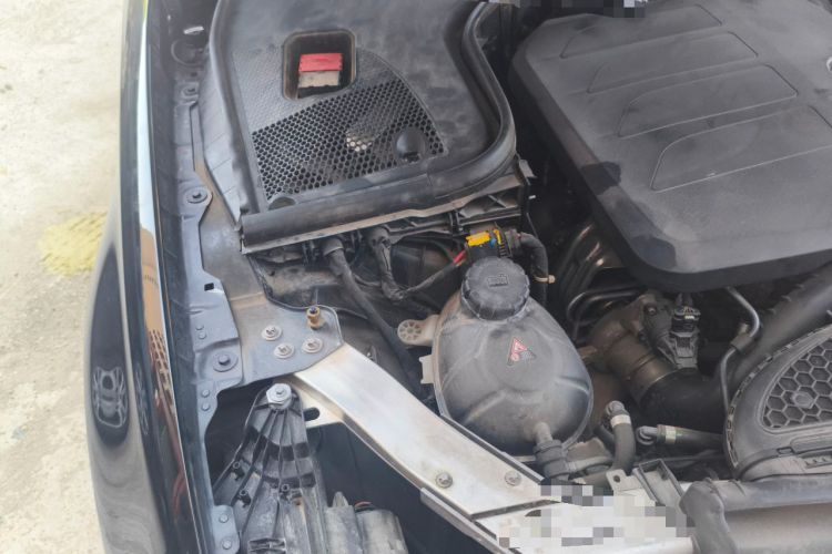 Used Mercedes-Benz E-Class 2022 Second Facelift E 300 L Fashion Edition Engine Bay Right