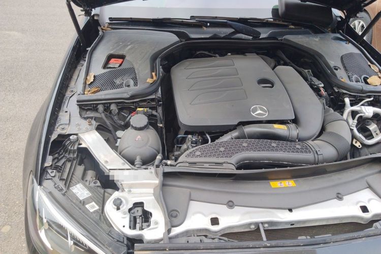 Used Mercedes-Benz E-Class 2022 Revised Version E 300 L Fashion Edition Engine Bay Right