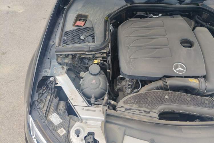 Used Mercedes-Benz E-Class 2022 Second Facelift E 260 L Engine Bay Right