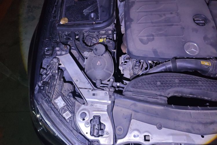 Used Mercedes-Benz E-Class 2022 E 300 L Stylish Model Engine Bay Right
